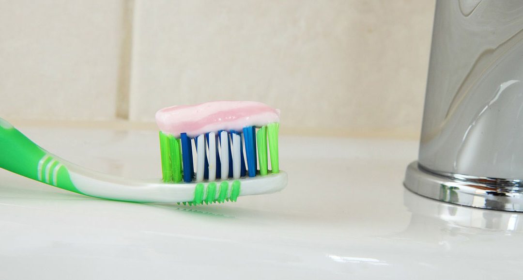 Varför får man tandsten?